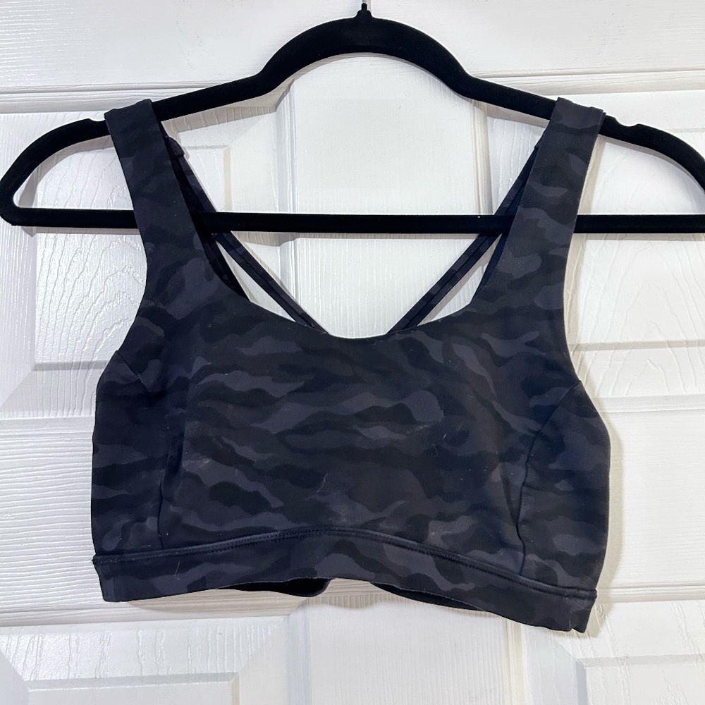 Lululemon Free To Be Serene Sports Bra